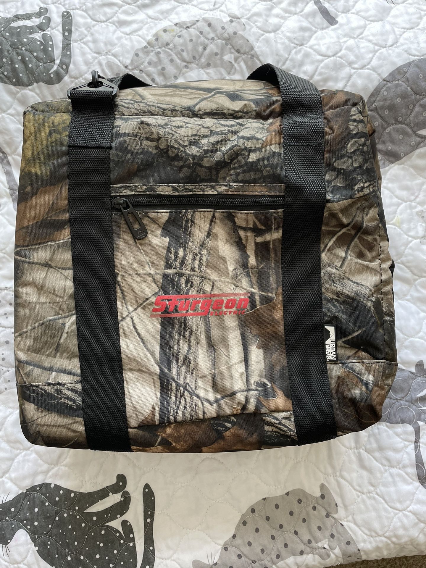 Urban Peak Can Cooler Bag