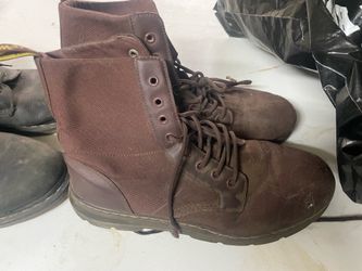 Dr. Marten comb boots