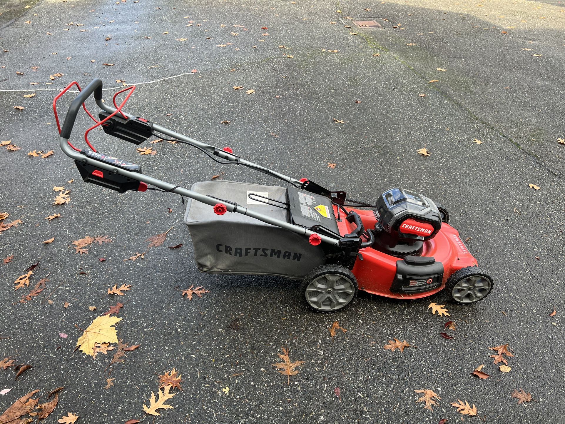 Craftsman Electric Lawn Mower for Sale in Shoreline, WA OfferUp