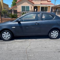 2010 Hyundai Accent GLS