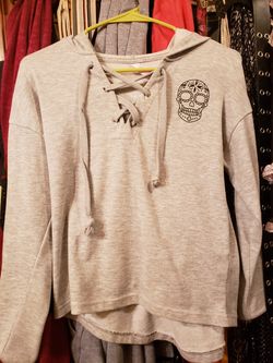 Womens skull hoodie
