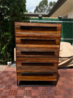 HD Buttercup 5 Drawer Dresser Real Wood/Metal