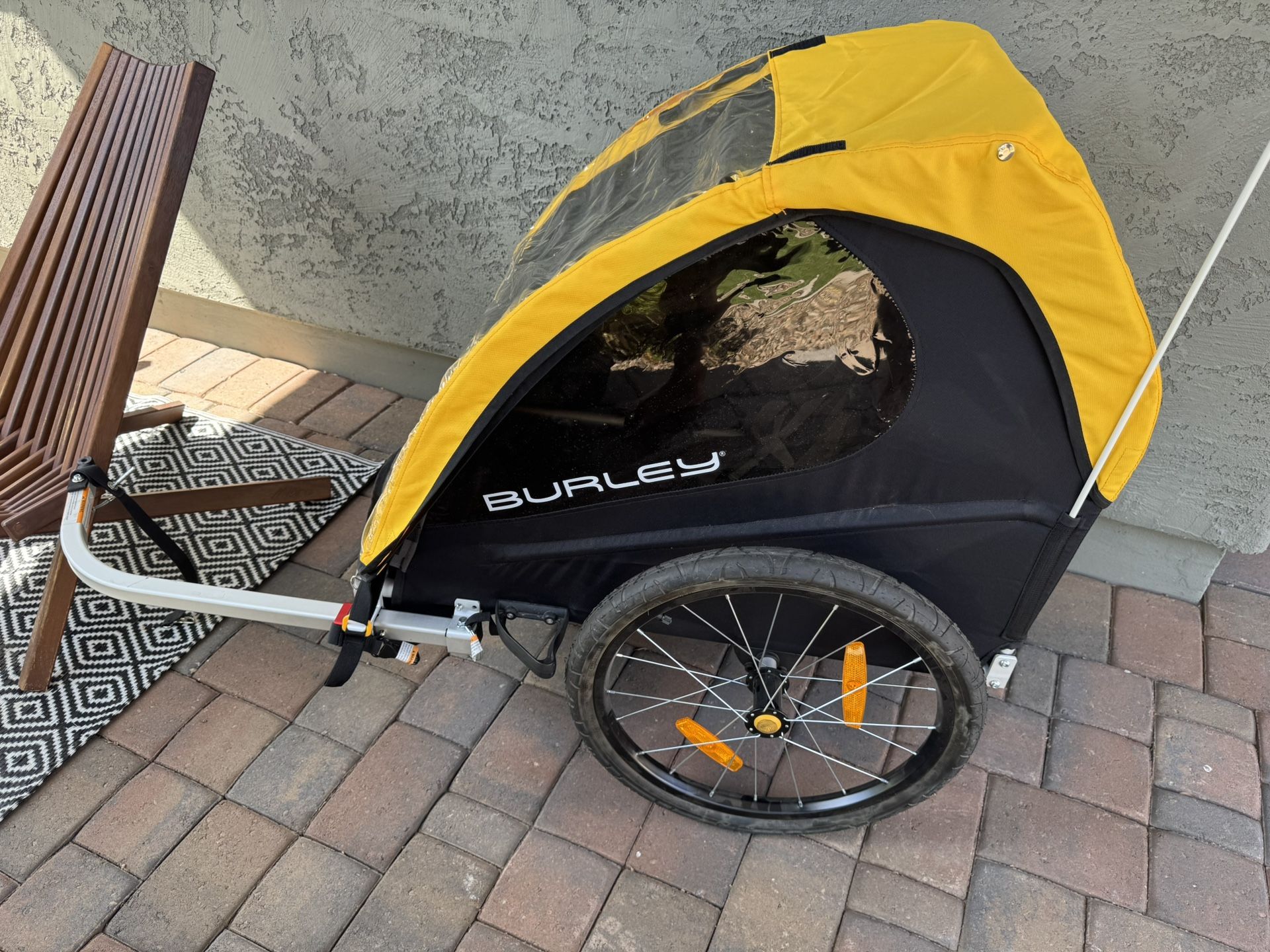 Burley Bee Trailer