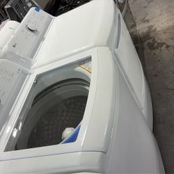Lg Topload Washer And Electric Dryer Set 