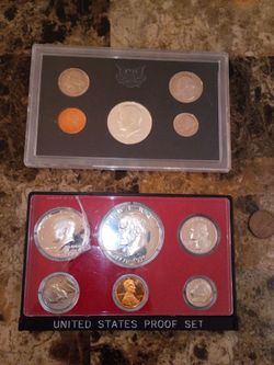 1(contact info removed) coin set /1970