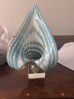 Murano Seashell On Lucite Stand 