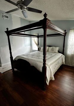 King Size Bed And Mattress 
