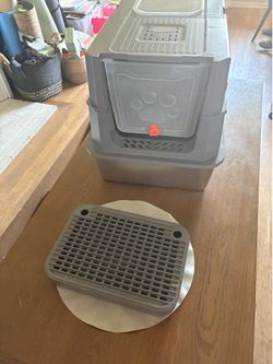 Lobeve Stainless Steel Enclosed Cat Litter Box