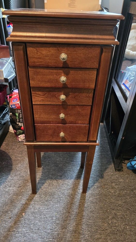 Jewelry Curio
