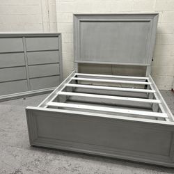 Queen Size Bed Frame With Dresser