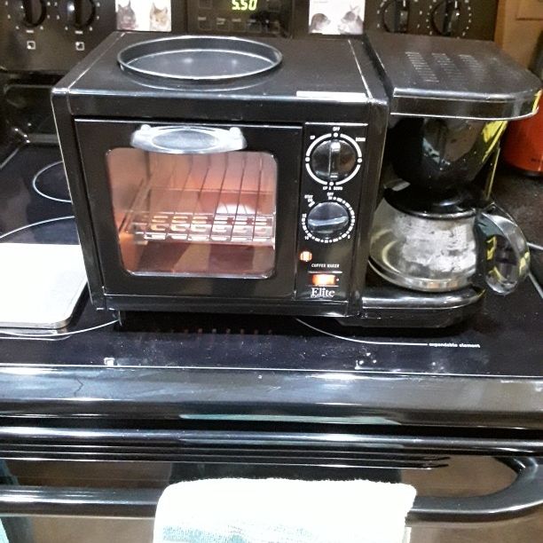 Coffee Maker + Toaster Oven + Hot plate Combo