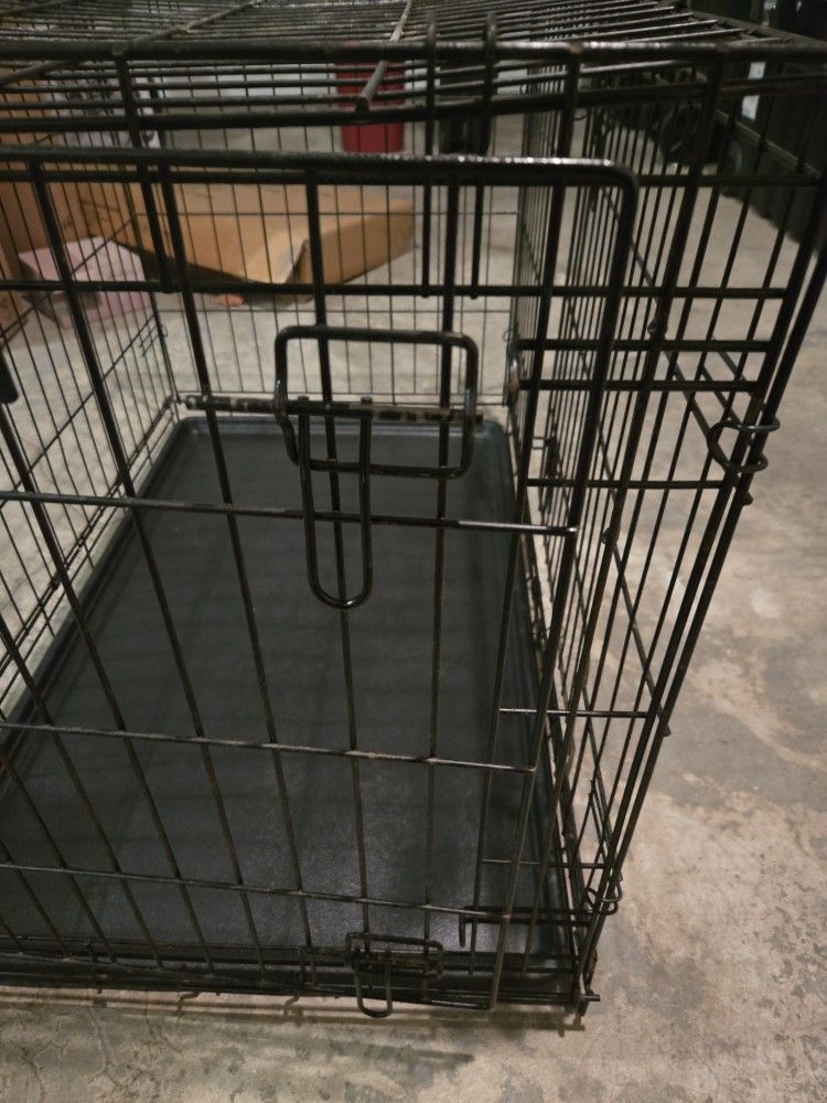Medium Dog Crate