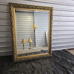 Gold Frame + Mirror Design