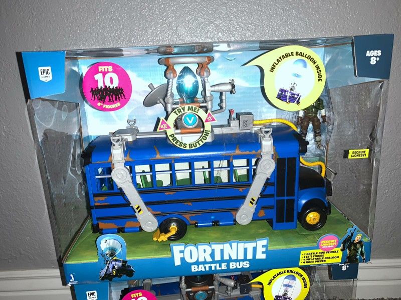Fortnite Battle Bus Delux