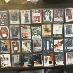 Huge Lot Of 500 Jersey Patch & Auto Cards 