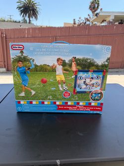 Little Tikes TotSports Soccer Trainer – Kids Outdoor Sports Set