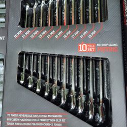 ICON PROFESSIONAL RATCHETING WRENCH SET (METRIC)