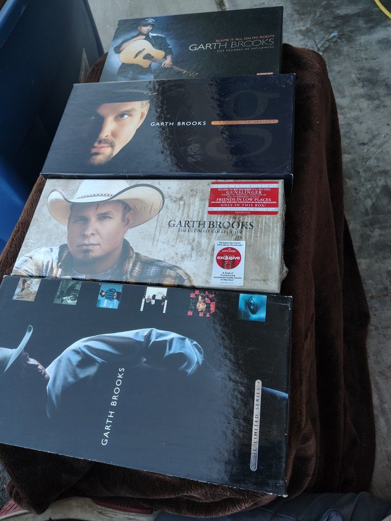 Garth Brooks CD Collection