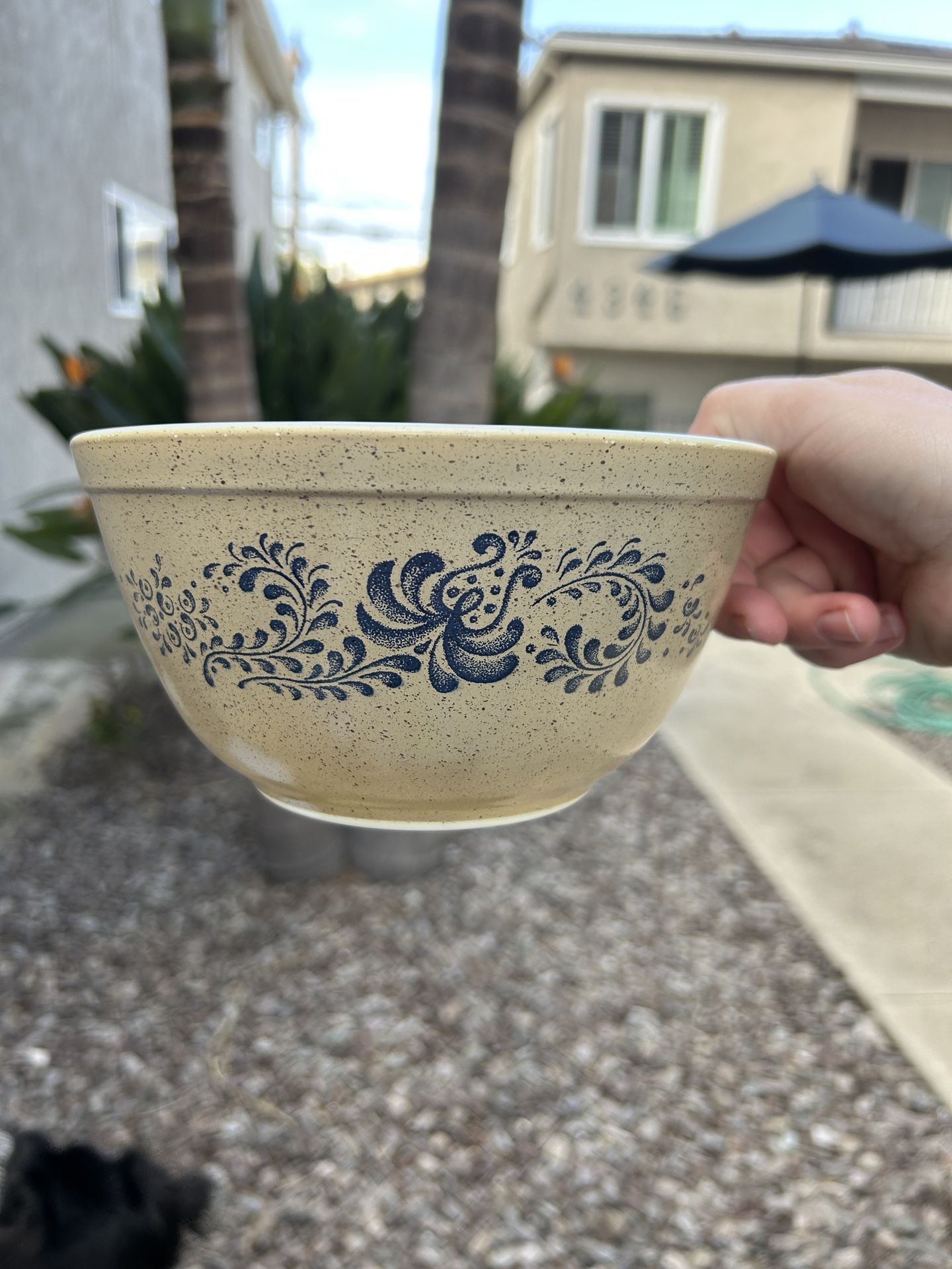 Homestead 7” Mixing bowl By Pyrex