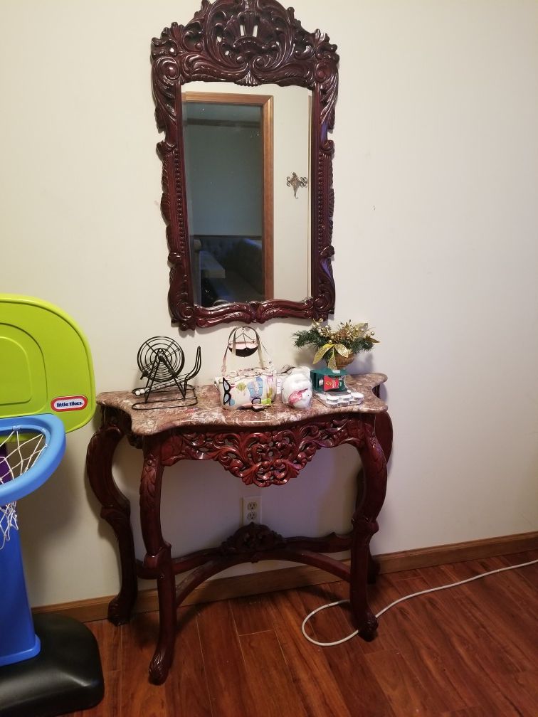 Victorian mirror and table