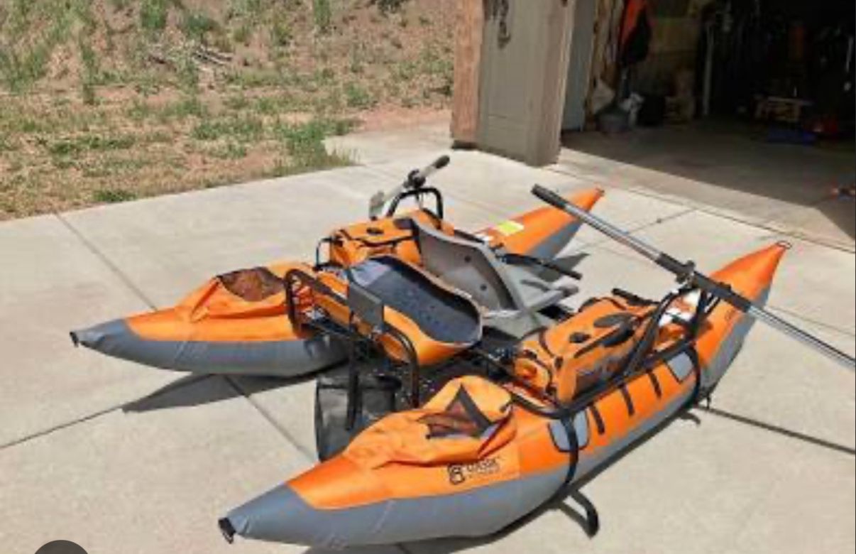 Colorado Xt Pontoon Boat