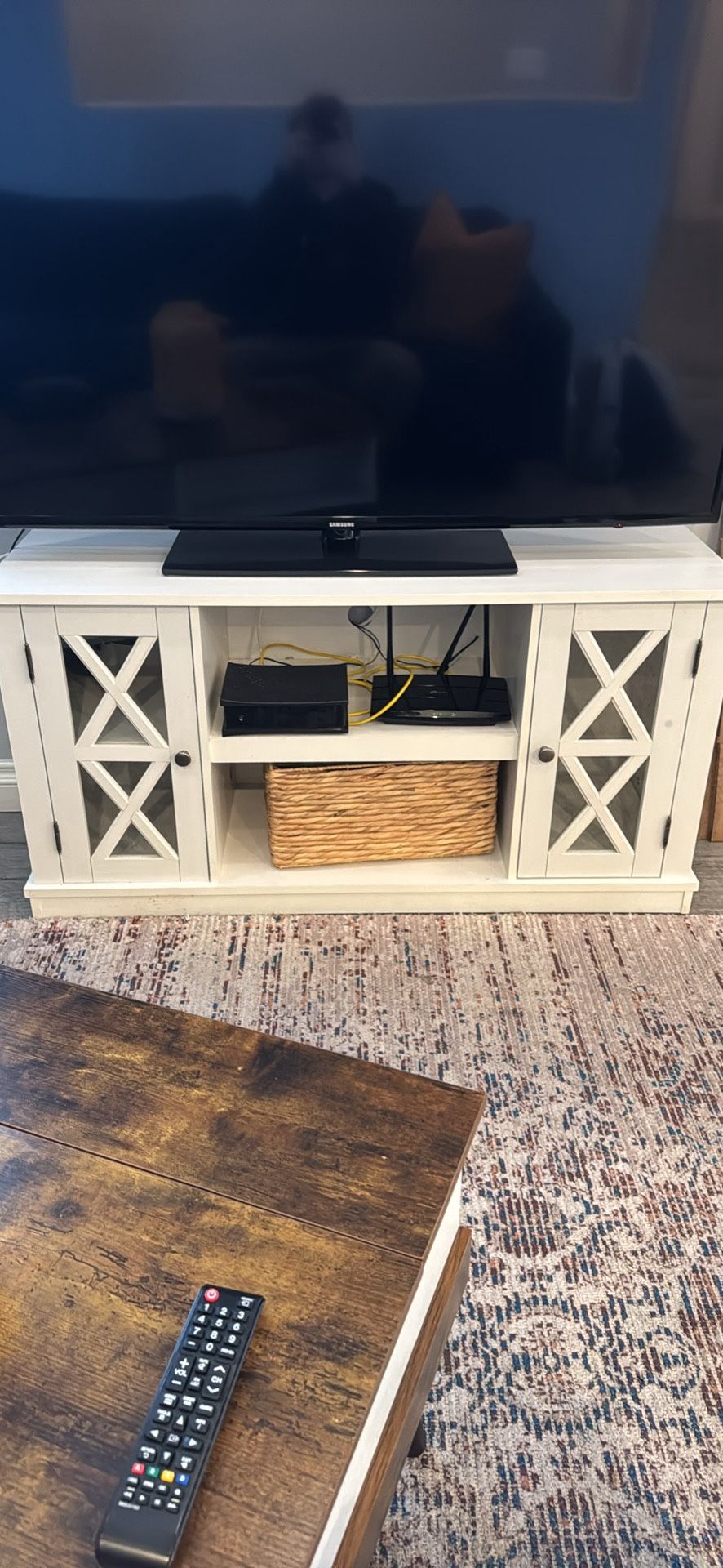 Farmhouse Tv Stand