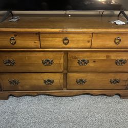 Wood TV Stand / Dresser 7 Drawers