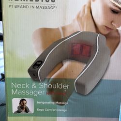 Brand New Neck And Shoulder Massage With Heat