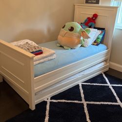 Pottery Barn Fillmore Twin Bed with Trundle