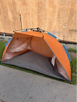 Pop up beach tent