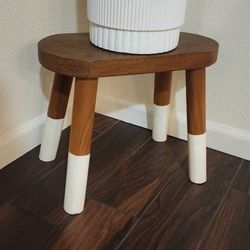 Wood Stool 