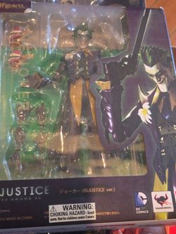 DC INJUSTICE JOKER SHFIGUARTS