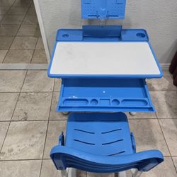 Kids Reading Table And Chair