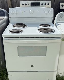GE Stove White