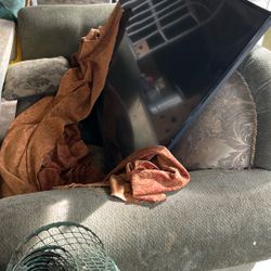 Free Couches 