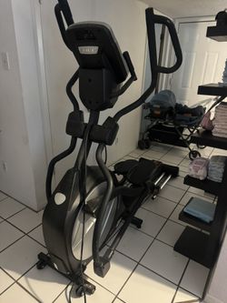 Solo Elliptical Gray And Black