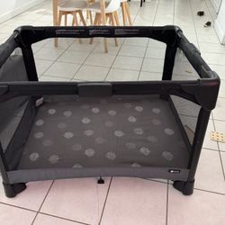 4 Moms Pack And Play 