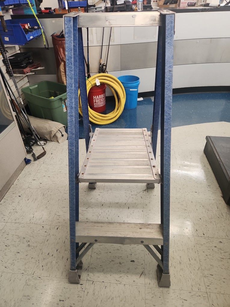Ladder Louisville 2ft