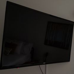 TVs	•	📺 1 TV Vizio de 32” 	•	📺 1 TV LG de 32”