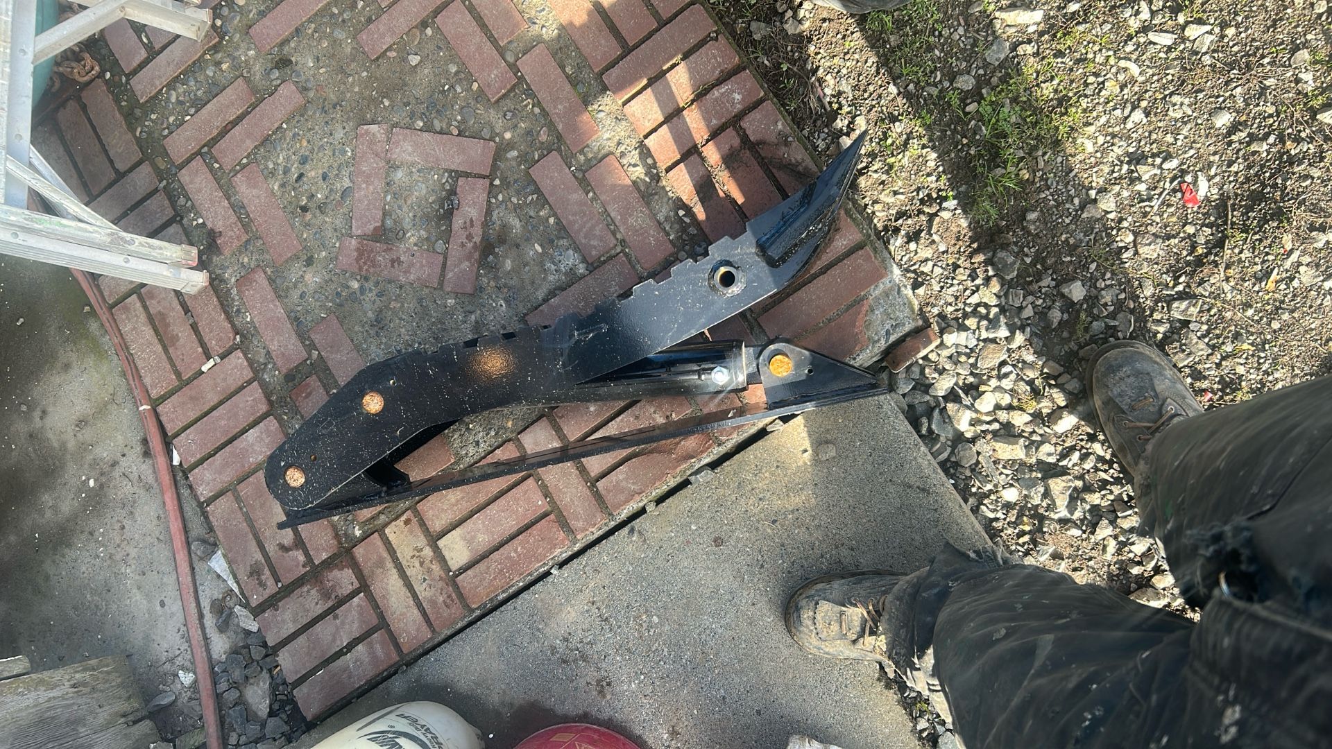 Gigi Never Used  2024 3 Ton Hydronic Thumb For Mini Excavator 