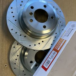 BMW 335i 07-13 E92 E93 Rear Drill Slot Rotors Ceramic Pads 
