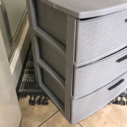 Sterilite Storage Container 