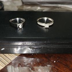 2 Anillos De Oro De 10 Kilates No Es Chapa Son De Mujer 