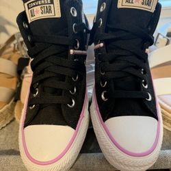 Women’s Converse