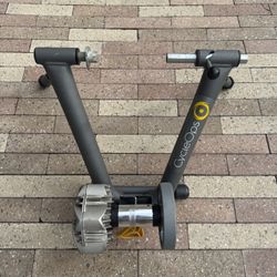 CycleOps (Saris) Indoor Bike Trainer w/ Resistance