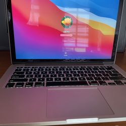2015/16 Macbook Pro 13 2.7Ghz i5 8GB 256GB