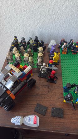 Lego Mini figure Lot 