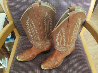 Dan post boots
