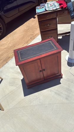 Dresser