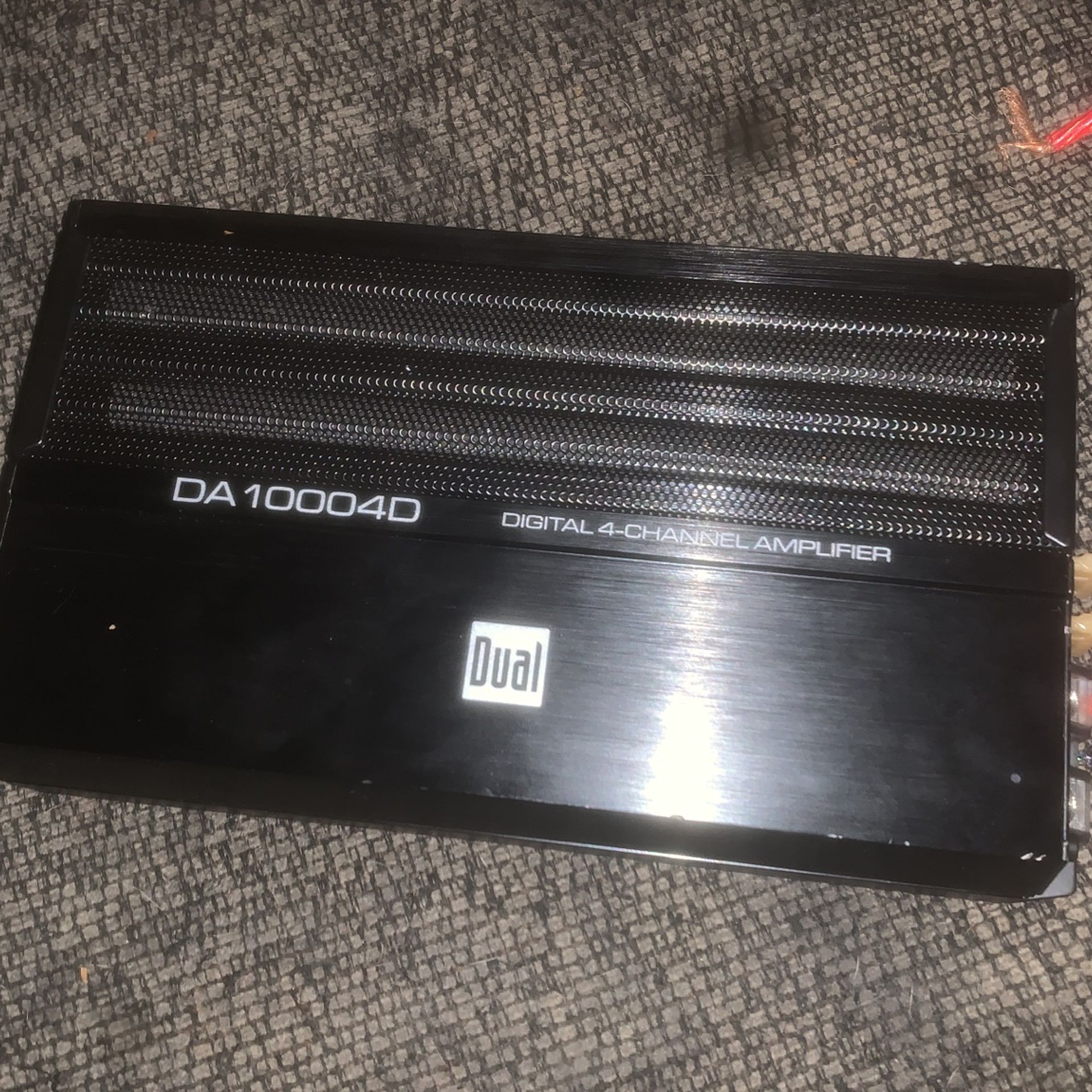 DUAL 1000 WATT 4 CHANNEL CAR AMPLIFIER